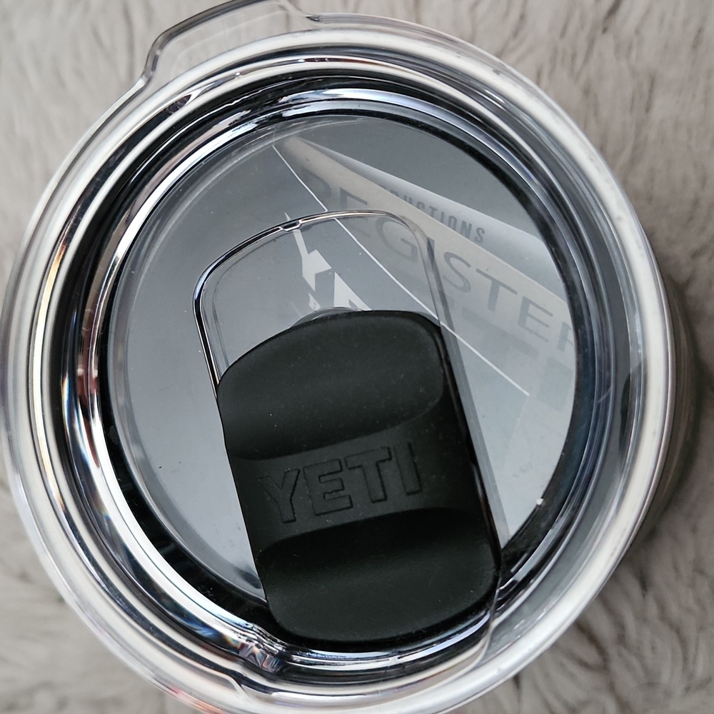 Yeti x Rabbit NWT Branded 10oz Rambler - Picture 2 of 4